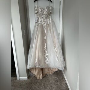 Brand new Never Altered Wedding Ball Gown